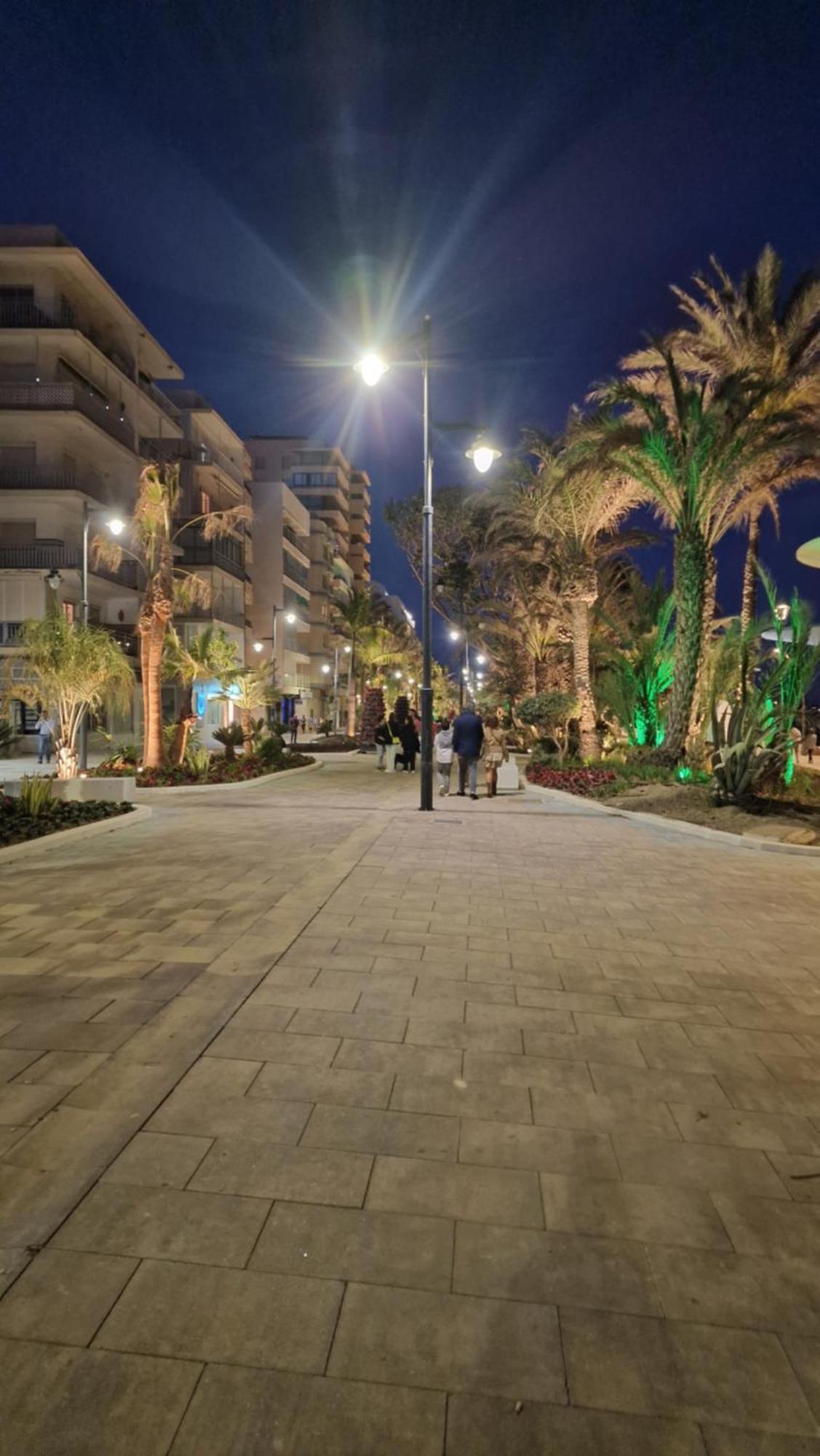Estepona Playa エクステリア 写真